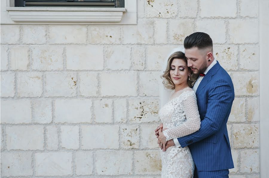 Fotografo di matrimoni Alin Ciurba (ciurbaalin1979). Foto del 8 maggio 2019