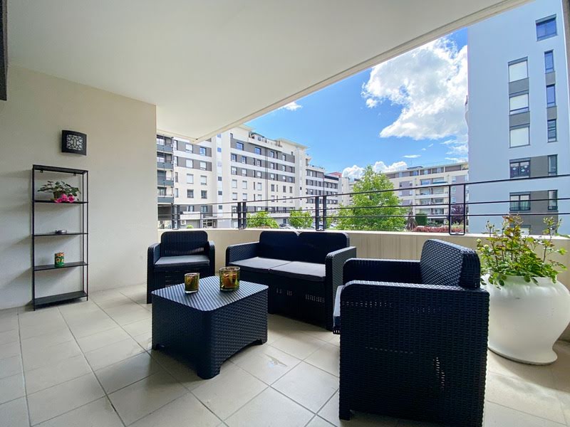 Vente appartement 4 pièces 133 m² à Saint-Genis-Pouilly (01630), 530 000 €