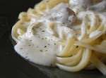 Olive Garden Fettuccine Alfredo was pinched from <a href="http://www.food.com/recipe/olive-garden-fettuccine-alfredo-8596" target="_blank">www.food.com.</a>