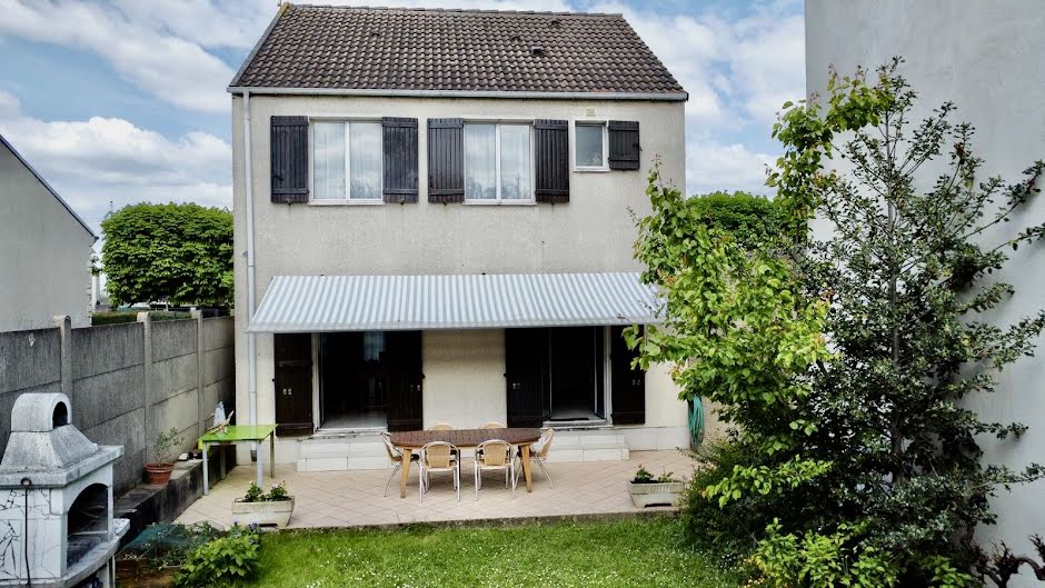 Vente maison 5 pièces 105 m² à Noisy-le-Sec (93130), 389 000 €