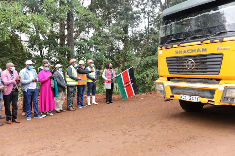 Kirinyaga Governor Anne Waiguru launches the upgrade of Kianyaga town roads