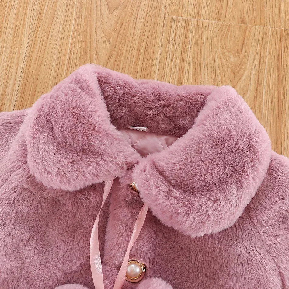 Cape Courte pour Enfants Chaleureuse, Mignonne et Douce. Vêtements pour enfants pour garder les petits au chaud avec style. Idéal pour les journées fraîches.