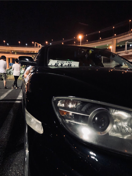 RX-8の大黒PA・繋がれお尻にドンっ・繋がれお目目にドンっ！・キリッ顔に関するカスタム事例の投稿画像1枚目