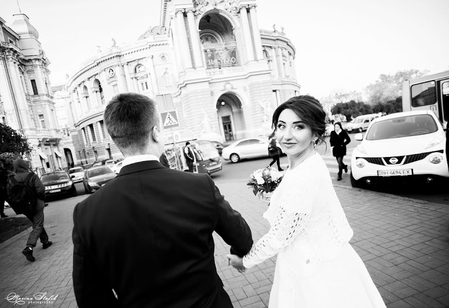 Fotografo di matrimoni Marina Stafik (mirabella). Foto del 24 novembre 2017