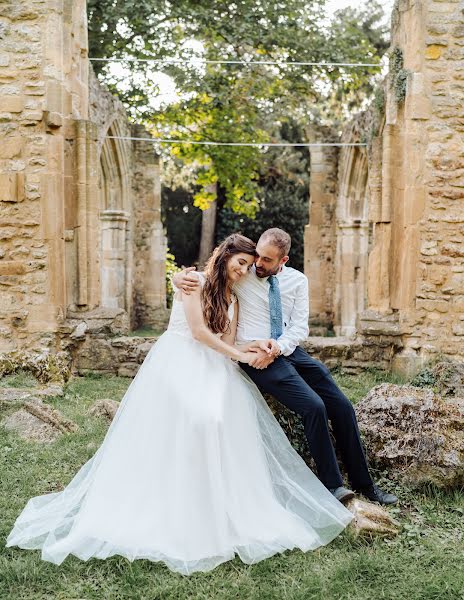 Fotografo di matrimoni Magdalena Owczarek (magdalenamalu). Foto del 18 ottobre 2023