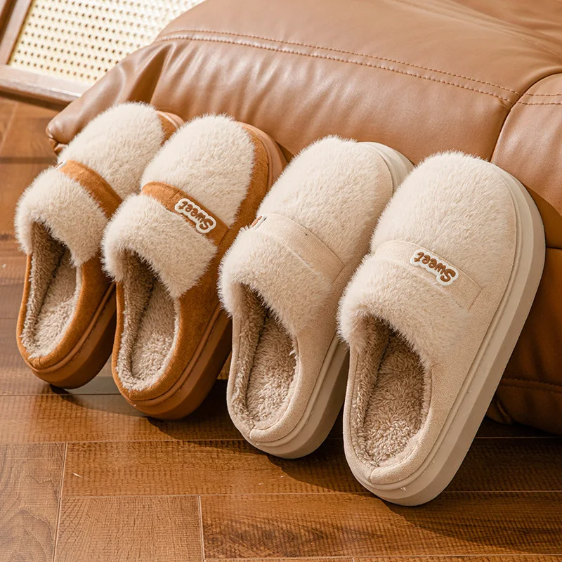 Zapatillas de algodón cálidas para pareja interior hogar moda, comodidad y estilo. Perfectas para mantener los pies abrigados y relajados.