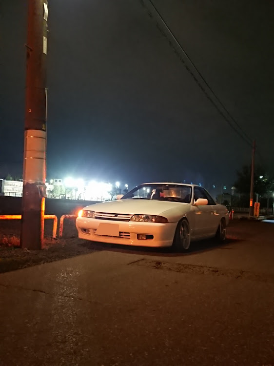 スカイラインのオールペン・シャコタン・湾岸ミッドナイト・スカイラインに関するカスタム事例の投稿画像1枚目