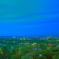 Roma, luci tra il verde del Tevere di 