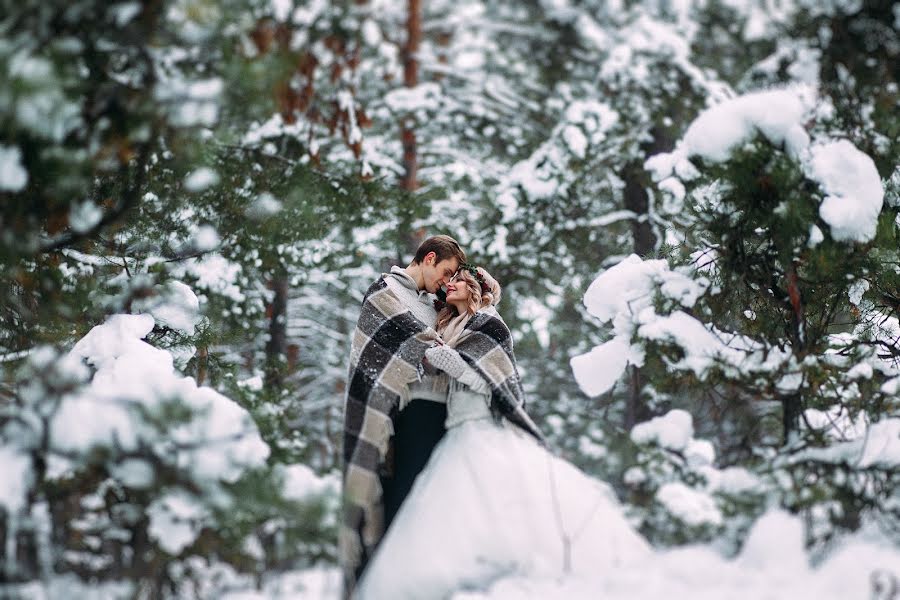 Fotografo di matrimoni Elena Vakhovskaya (helenavah). Foto del 1 dicembre 2015