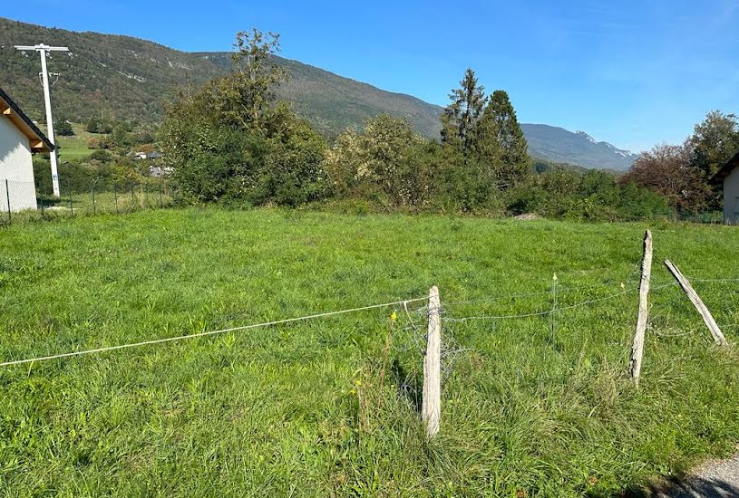  Vente Terrain à bâtir - 600m² à Drumettaz-Clarafond (73420) 