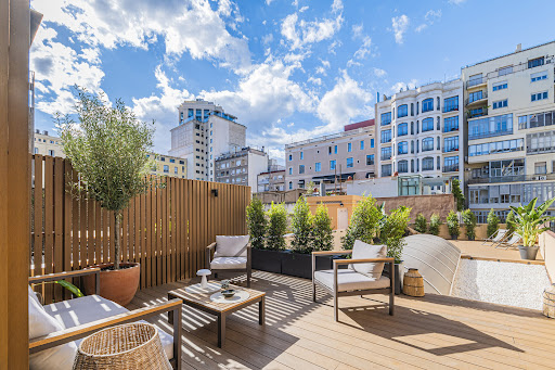 Appartement contemporain avec terrasse 1