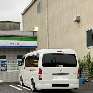 ハイエースバン