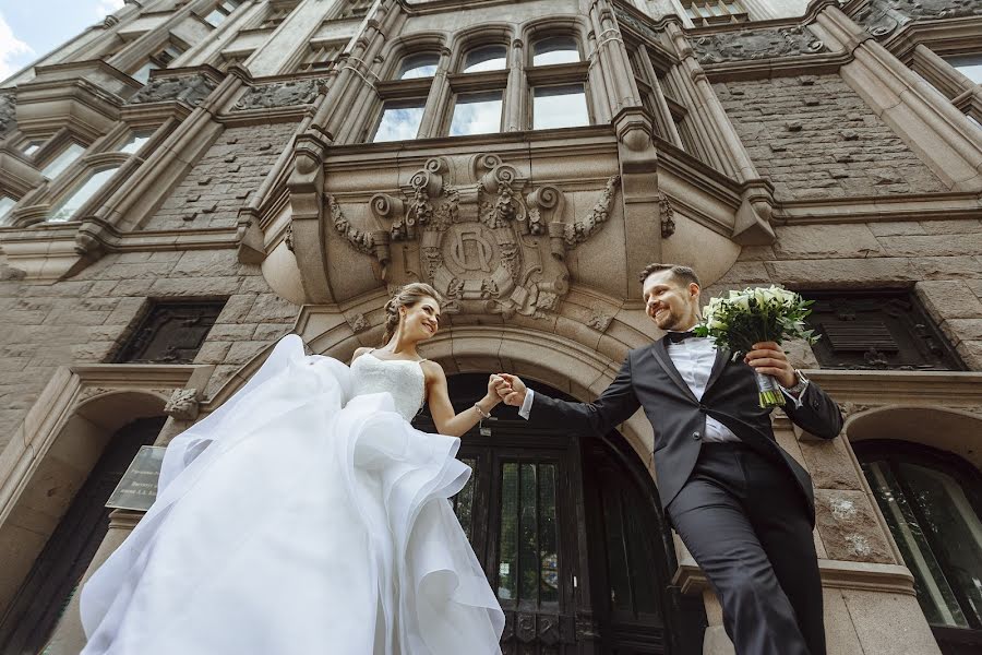 Fotógrafo de bodas Artur Kharakhashyan (ar4ifreeman). Foto del 11 de julio 2016