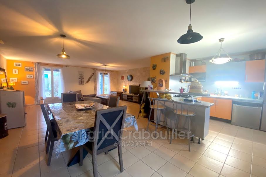 Vente maison 5 pièces 103 m² à Arces (17120), 252 000 €