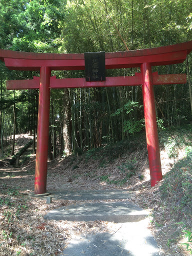 北辰神社赤鳥居