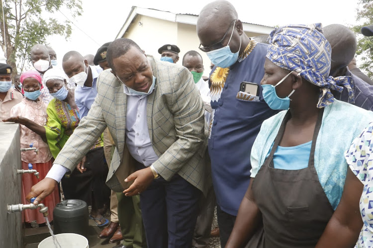 Water PS Joseph Irungu during his tour of Western Kenya Irrigation Schemes in Kisumu on Friday.