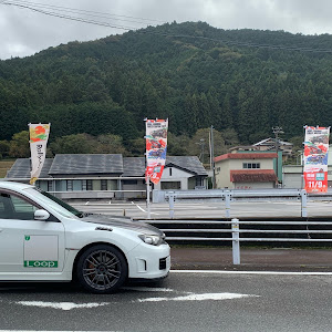 インプレッサ WRX STI GRB