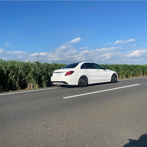 Cクラス セダン W205