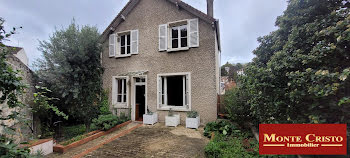 maison à Bougival (78)