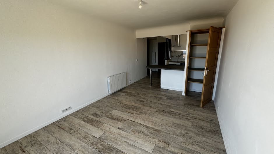 Location  appartement 2 pièces 40 m² à Magagnosc (06520), 750 €