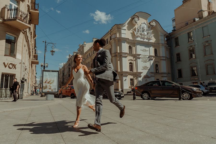 Wedding photographer Sergey Vlasov (svlasov). Photo of 5 April 2021