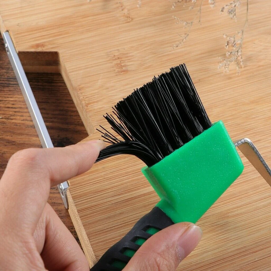 Brosse, peigne et crochet en plastique en forme de fer à cheval pour cheveux et barbe, démêlage et coiffage simplifiés.