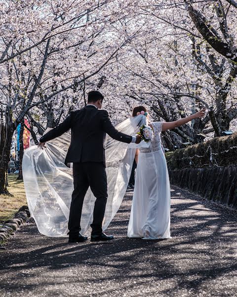 Fotografer pernikahan Adam Serra (31photo). Foto tanggal 31 Maret 2022