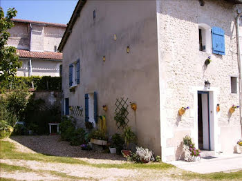 maison à Saint-Romain (16)
