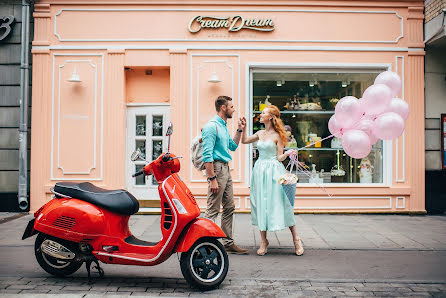 Fotografo di matrimoni Valeriya Guseva (valeryguseva). Foto del 11 ottobre 2016