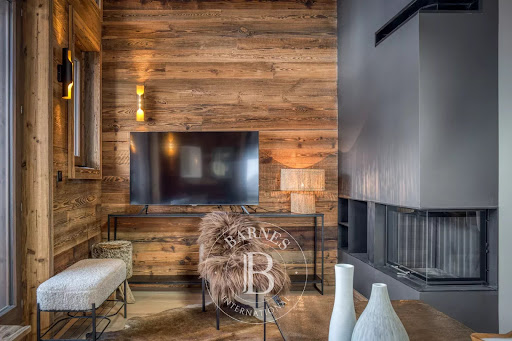 Appartement avec terrasse et piscine 2