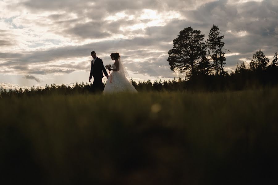 Wedding photographer Yuriy Stulov (uuust). Photo of 4 October 2017