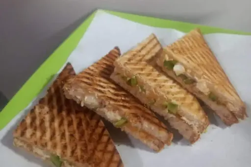 Tandoori Paneer Sandwich