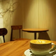 Fujin Tree Cafe 富錦樹咖啡