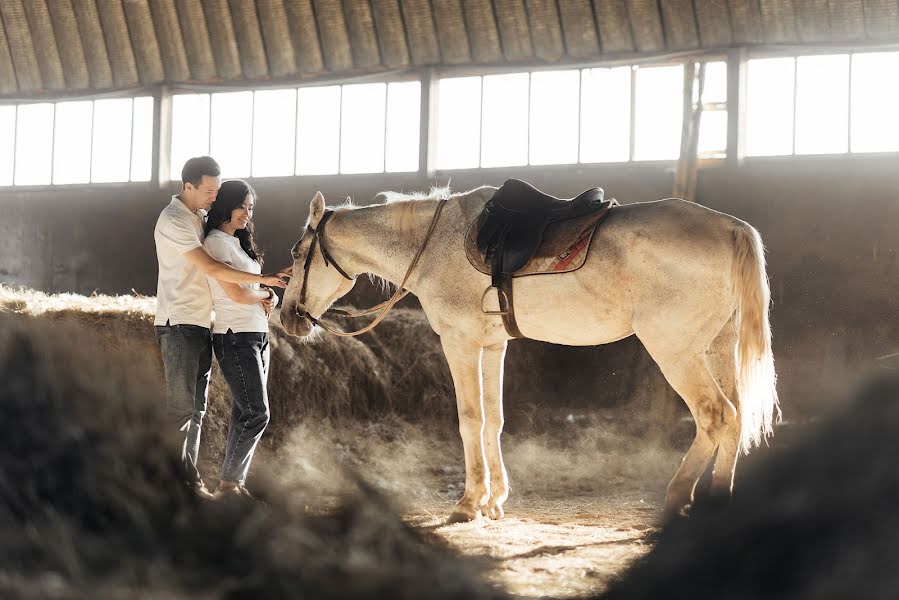 Fotografo di matrimoni Damir Kuzhumov (kuzda). Foto del 12 dicembre 2018