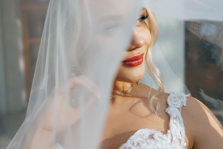 Wedding photographer Oleg Sverchkov (sverchkovoleg). Photo of 30 September 2020