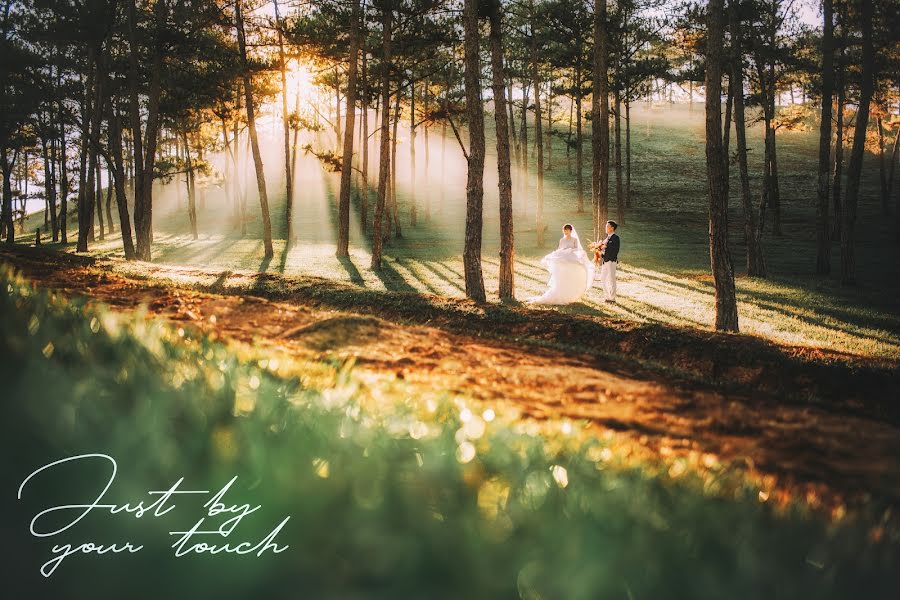 Fotógrafo de bodas Long Lương (longfoto). Foto del 3 de diciembre 2020