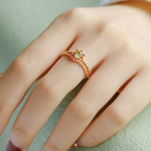 Title 7, Japanese Retro Style Natural Olivine Ring. Eleg...