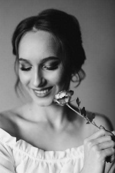 Wedding photographer Yulya Emelyanova (julee). Photo of 7 October 2019