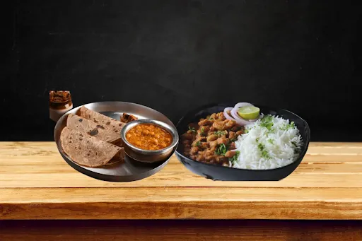 Chole Paratha With Chole Steamed Rice Jumbo Meal