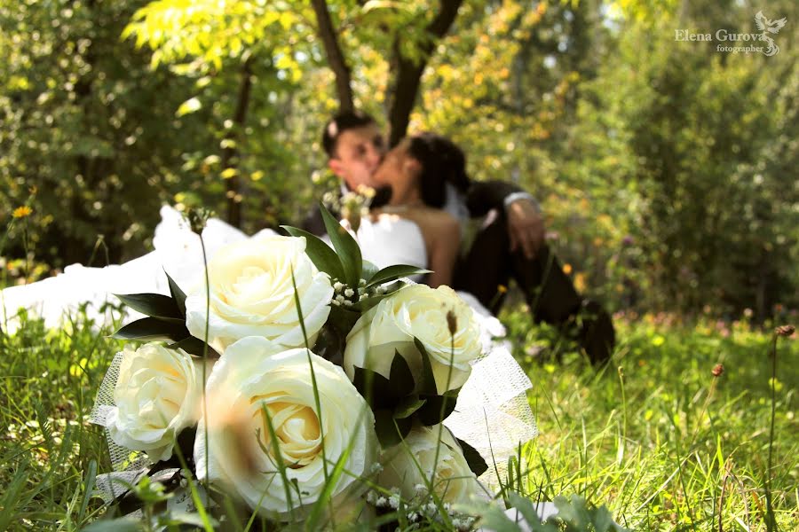 Fotógrafo de casamento Elena Gurova (elenagurova). Foto de 1 de agosto 2016