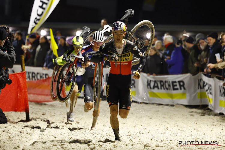 Wou van Aert cross Mol