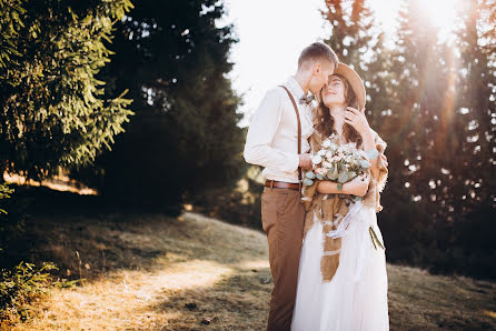 Photographe de mariage Oleh Lazurka (lazurka300696). Photo du 5 décembre 2019