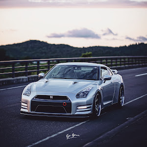 NISSAN GT-R R35