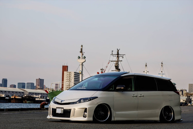 エスティマのエスティマ50・Masa♂Style・彦根脚・E-Prominenceに関するカスタム事例の投稿画像1枚目