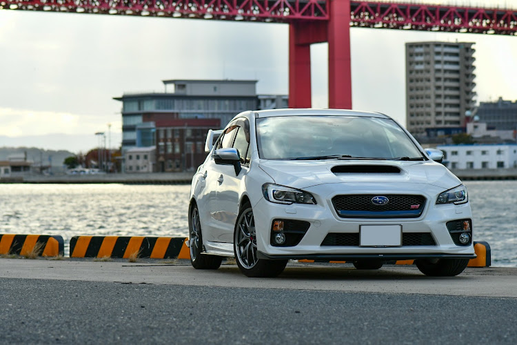 WRX STIの曇り空と愛車に関するカスタム事例の投稿画像9枚目
