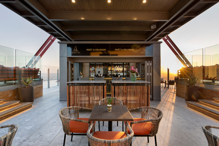 Alto234, on the rooftop at The Leonardo, is the highest urban bar in Africa.