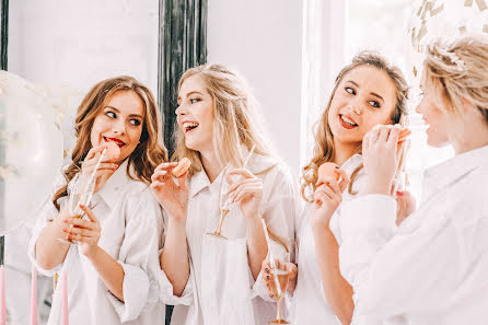 Wedding photographer Yuliya Karaulova (juliamolko). Photo of 31 July 2019