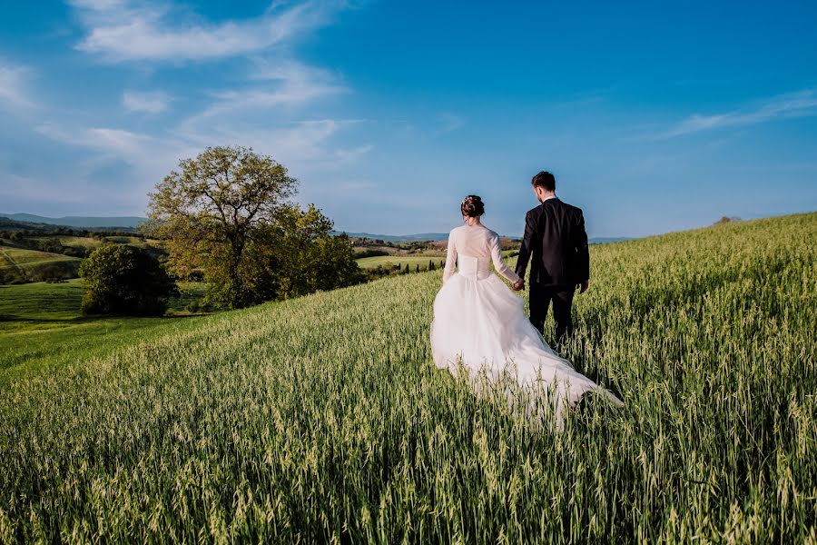 Pulmafotograaf Emanuele Pagni (pagni). Foto tehtud 4 mai 2022