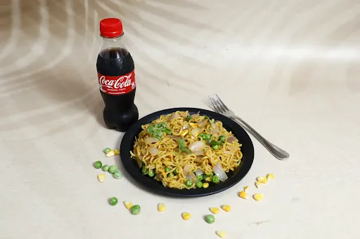 Vegetable Maggi With Coke [250 Ml]