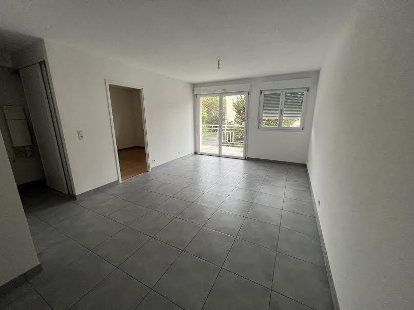 Location  appartement 2 pièces 43 m² à Epinal (88000), 550 €